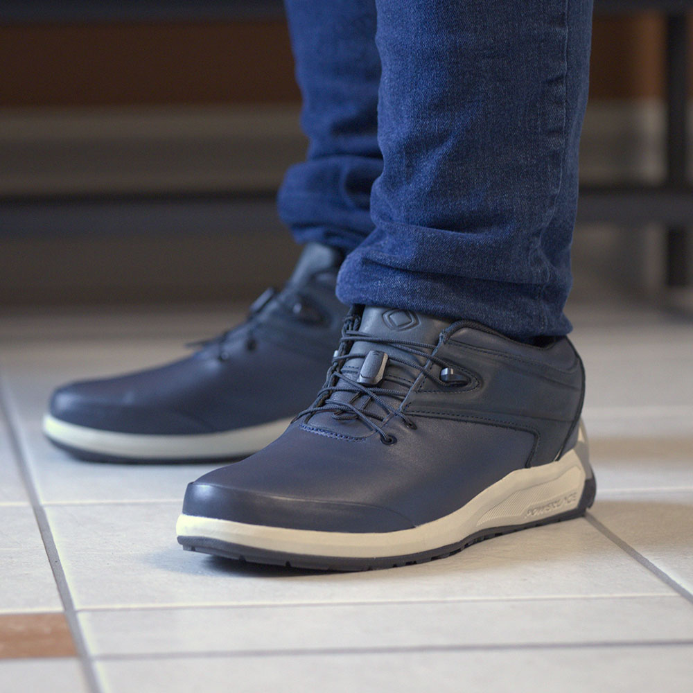 Urban Medium: Blue-Cream