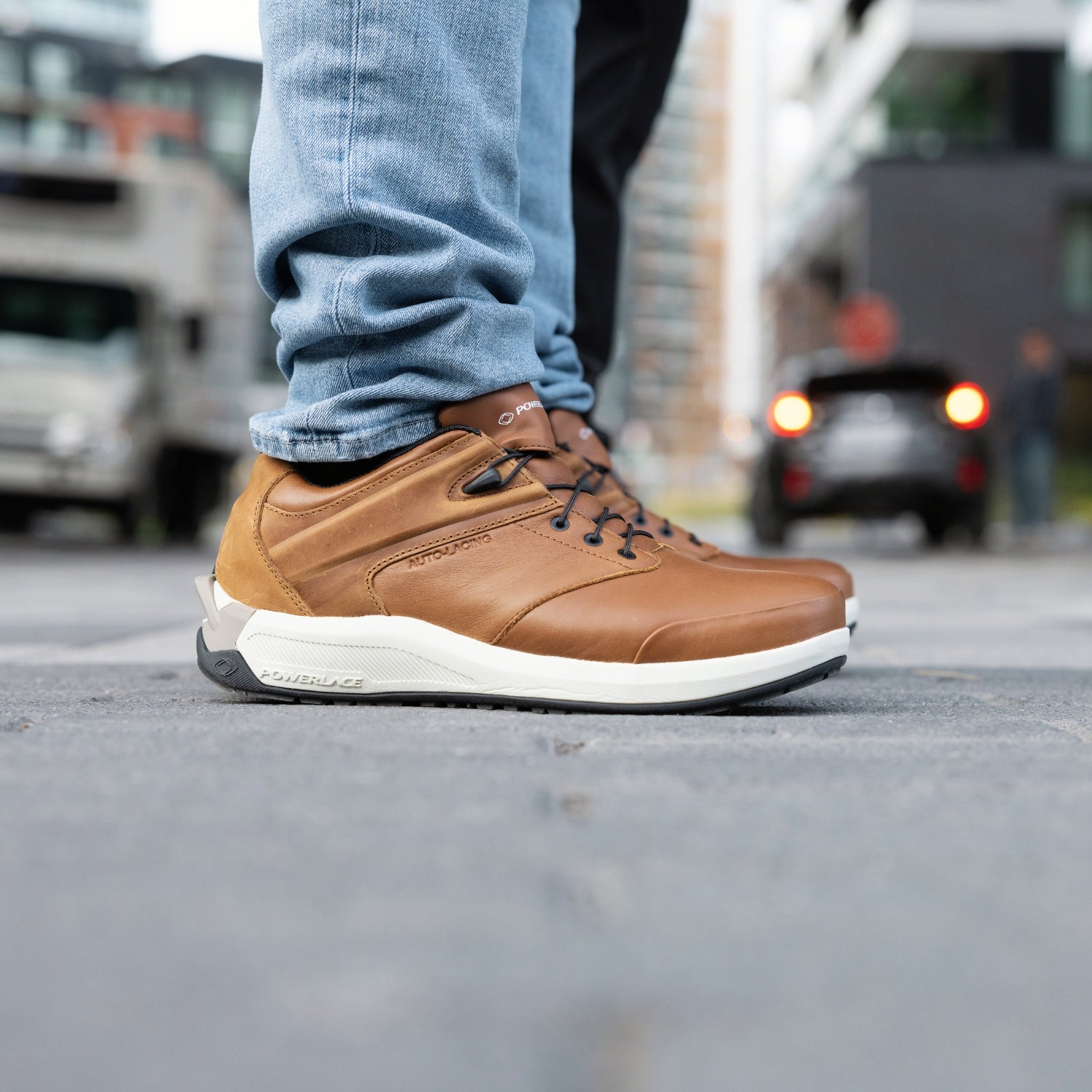 Urban Wide: Brown-Cream