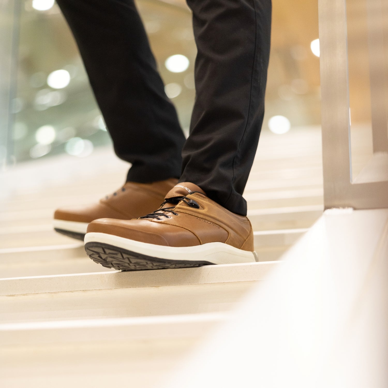 Urban Wide: Brown-Cream